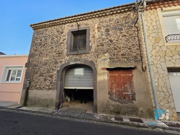 Garage avec fort potentiel d'aménagement