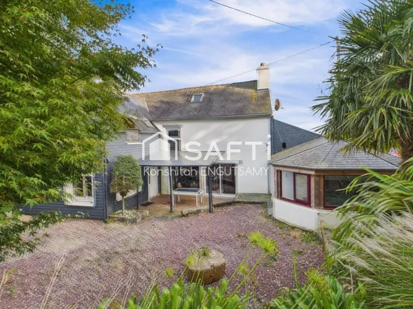 Maison familiale au calme de 124 m² , 4 chambres sur un terrain clos de 1 246 m²