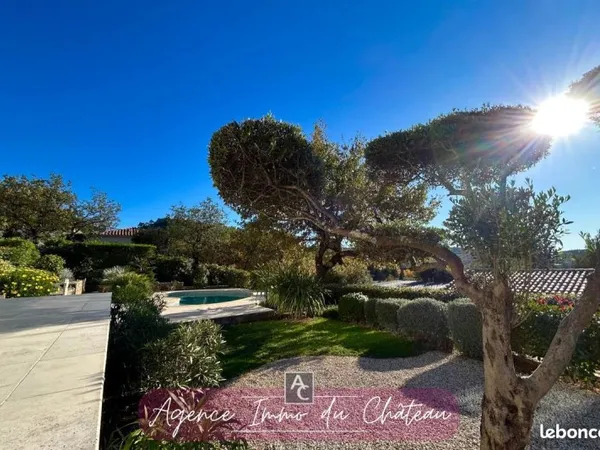 Villa 3 pièces 131 m²