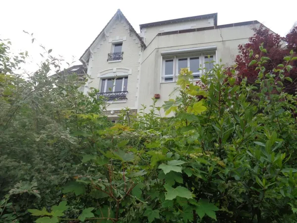 Propriété d'Exception située à La Frette Sur Seine à qqs minutes à pied de la Gare
