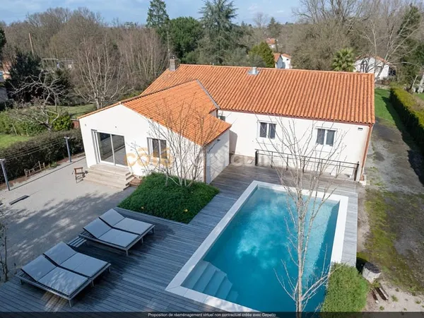LA BOISSIÈRE-DES-LANDES -- MAISON PLAIN-PIED -- 155 M² -- 4 CHAMBRES -- ENVIRONNEMENT CALME