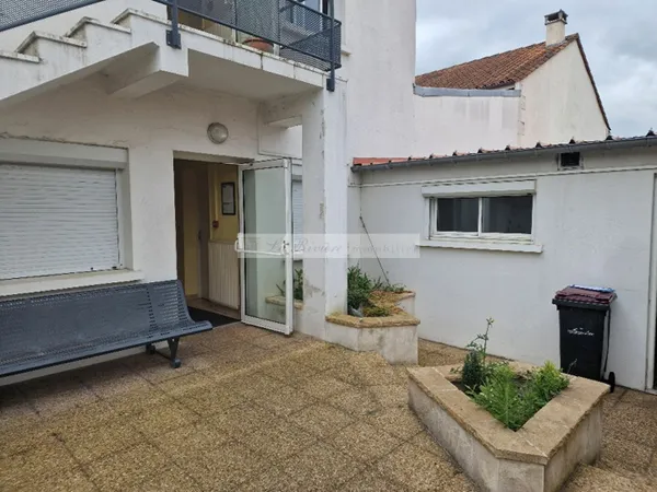 Maison ANGOULEME 520 m2