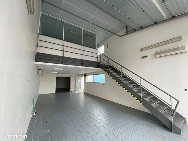 Bureaux 190 m² PERIGNY