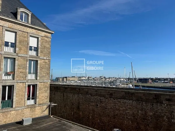 A VENDRE EXCLUSIVITE APPARTEMENT GROUPE GIBOIRE SAINT MALO INTRA MUROS TYPE 1 STUDIO