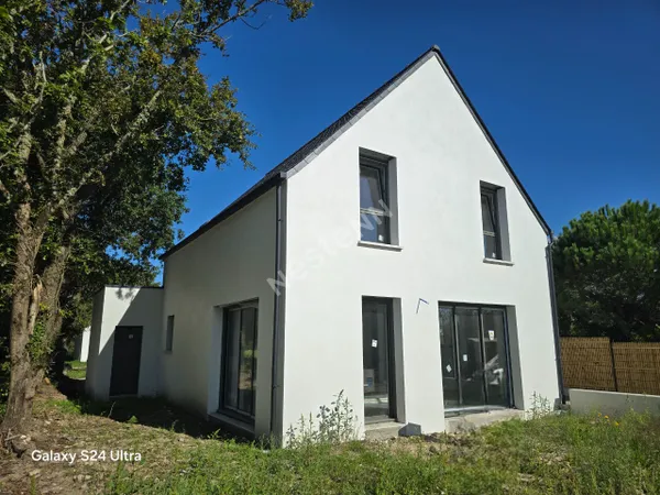 Maison située à Sarzeau à proximité du bourg et du Golfe