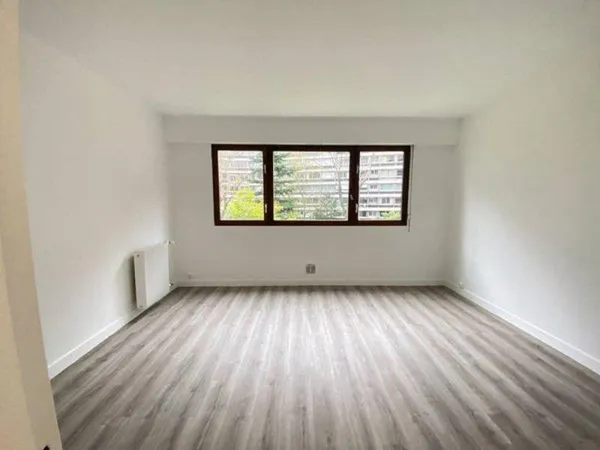 Grand studio Paris 14ème
