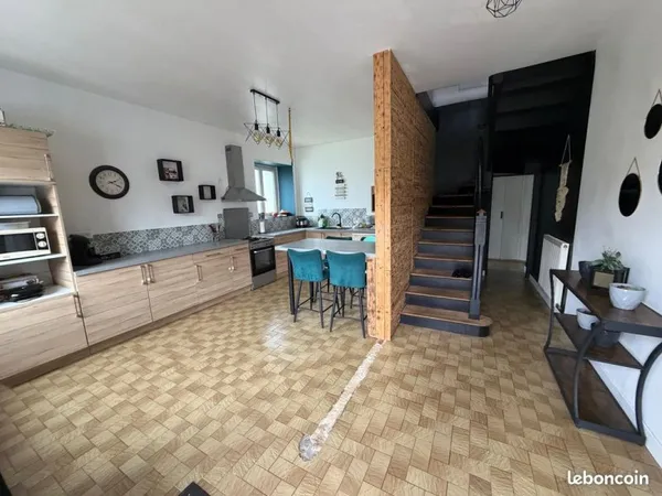 Propriété 7 pièces 160 m²