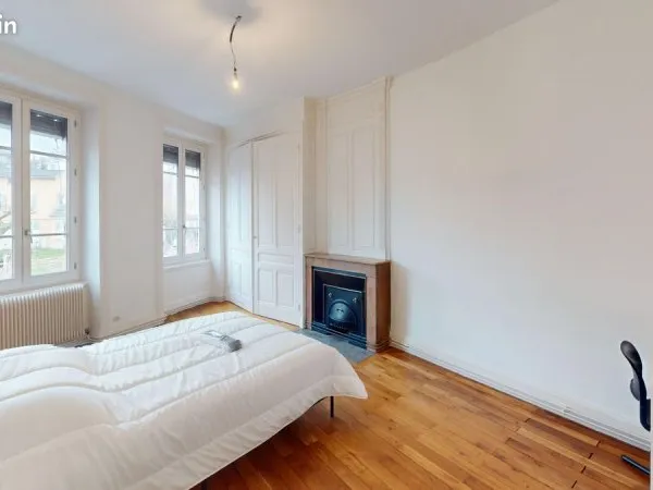 Appartement 4 pièces 80 m²