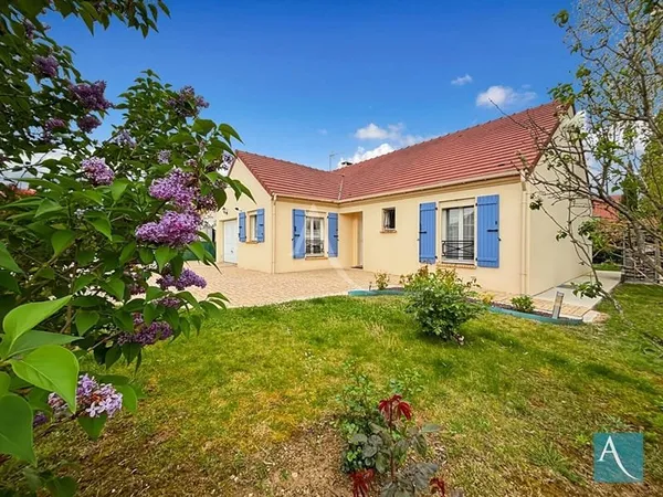 Maison de plain-pied 5 pièces 94 m²