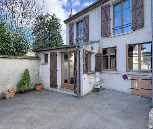 Maison 7 pièces 158 m²