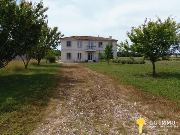 Maison 6 pièces 182 m²