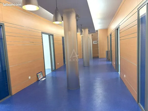 Immeuble 681 m²