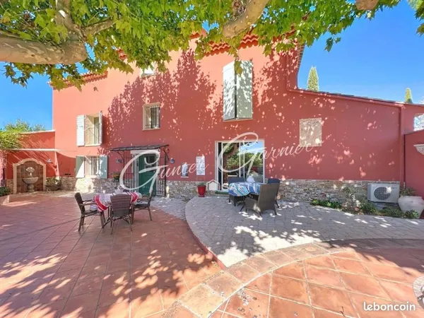 Propriété 16 pièces 480 m²
