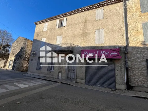 Immeuble de rapport 4 Appartements 1 Local commercial