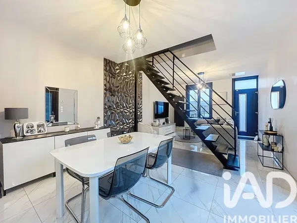 Maison 4 pièces 77 m²
