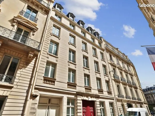 Bureau 1 579 m²