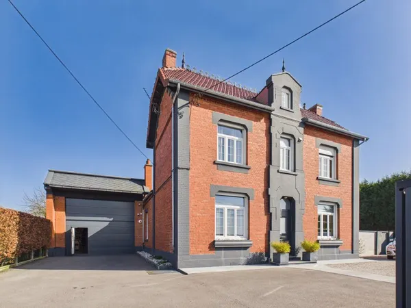 Maison 6 pièces 160 m²