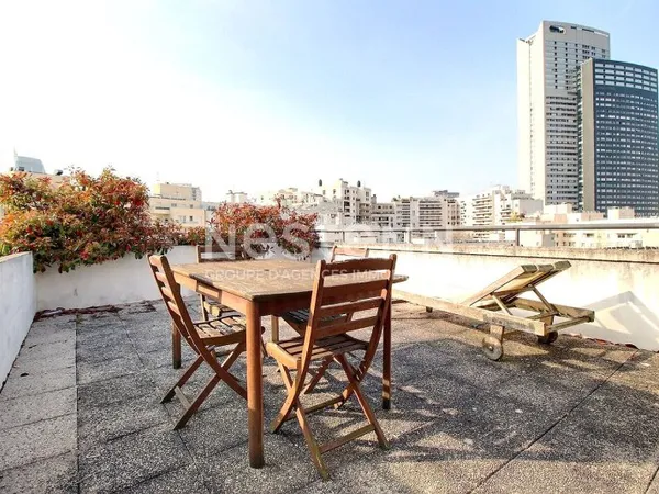 Appartement Courbevoie 2 pièces 50.24 m2 - TERRASSE - TRANSPORTS - COMMERCES - RAVALEMENT VOTE ET PA