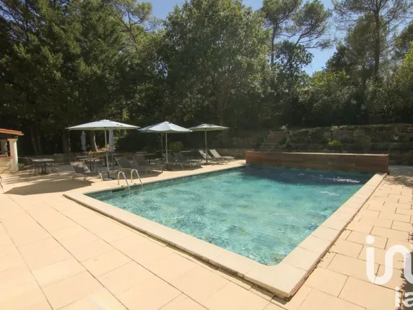 Vente Domaine 20 pièces