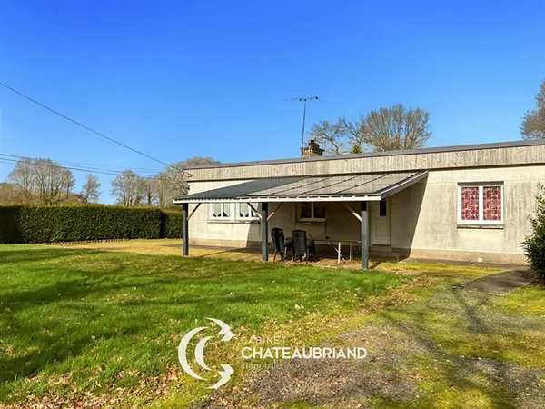 Maison plain pied Feins 2 chambres terrain plus de 7300 m²