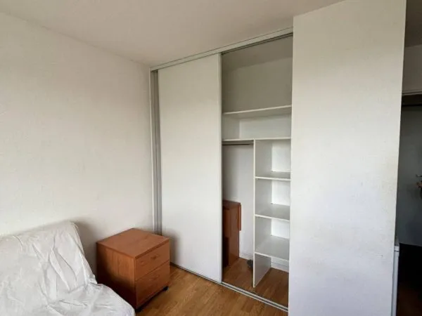 Studio 1 pièce 19 m²