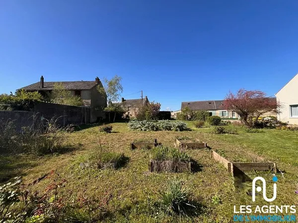Terrain Charsonville 1951 m2