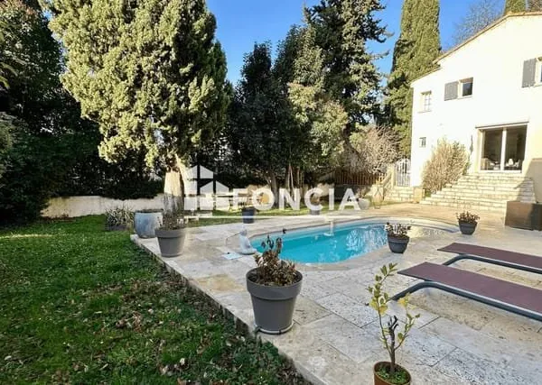 Aix en Provence, Secteur Grannettes, Maison 5/6 pièces, jardin, piscine