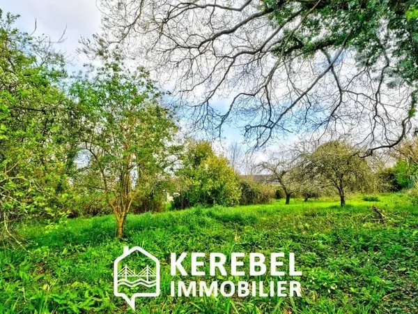 Terrain 900 m²