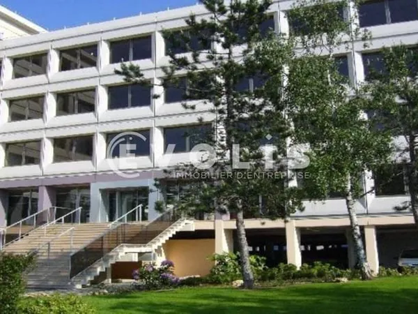 Bureaux 8408 m²