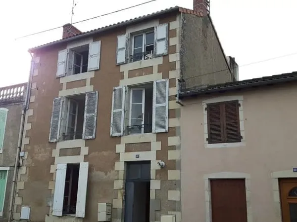 Maison de ville avec 2 appartements