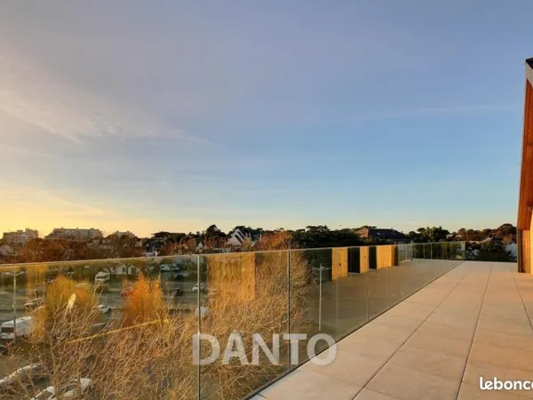 Penthouse 5 pièces 152 m²