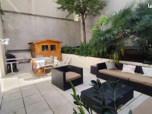 UN JARDIN DANS PARIS 15e - 3P CALME - SANS VIS A VIS