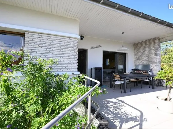 Villa 7 pièces 178 m²