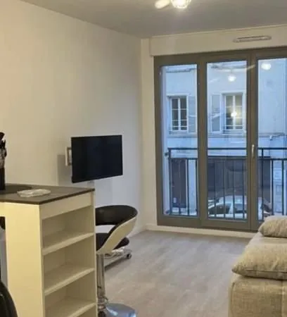 Studio 1 pièce 24 m²