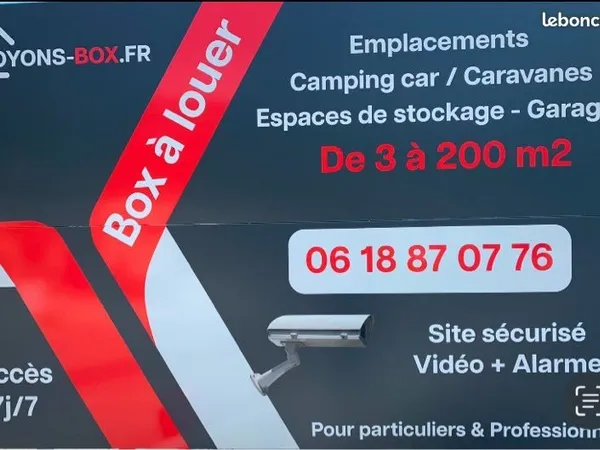 Box / espace de stockage de 10m2 disponible immédiatement