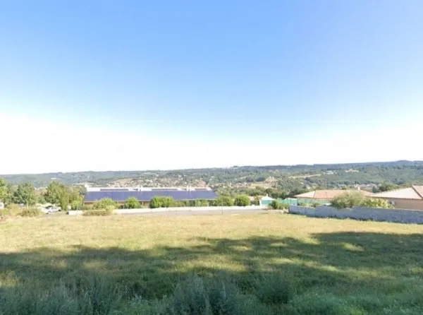 Terrain 799 m²
