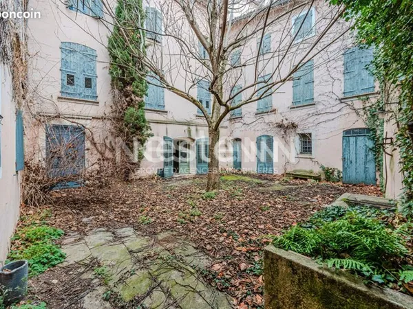 Immeuble 17 pièces 700 m²