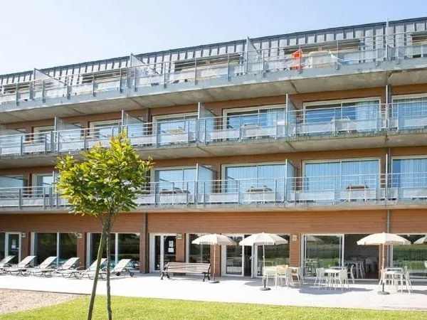 INVESTISSEMENT LOCATIF - Roz-sur-Couesnon - Résidence de Tourisme Le Domaine du Mont - 7.07 % de ren