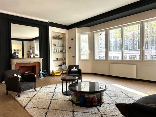 Lille Liberté/Quai du wault , splendide Appartement bourgeois d