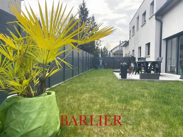 Comme une maison 3/4 pièces 74 m2, jardin 150 m2, garage