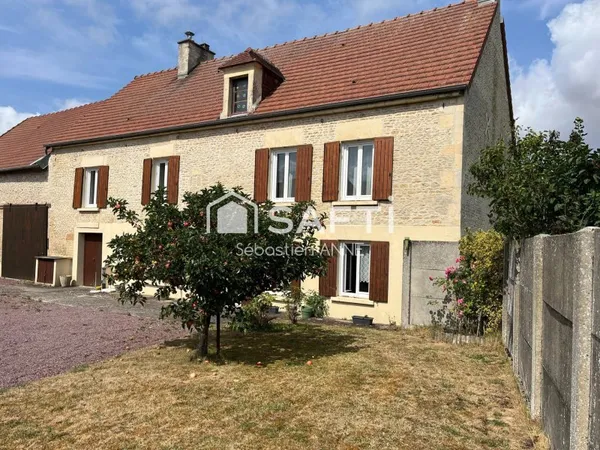 Maison familiale avec dépendance et potentiel