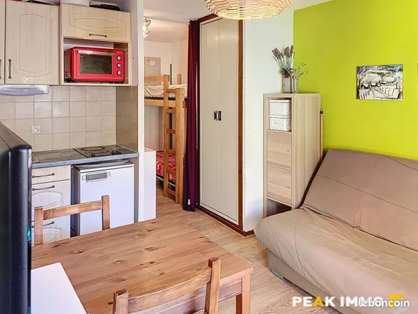 Studio 1 pièce 19 m²