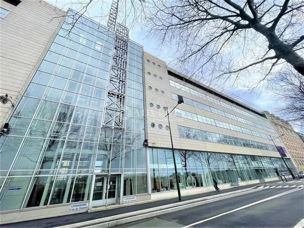 Bureaux 292 m²