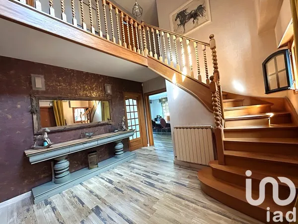 Maison 9 pièces 199 m²