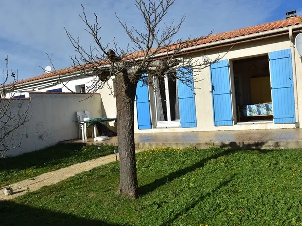 Charente-Maritime, 17, Ile d'Oléron, LA BREE LES BAINS (17), Maison à vendre 3 pièces, terrain 190 m