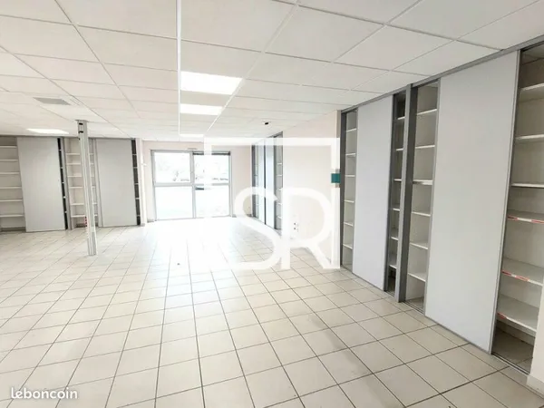 BUREAUX 448 m² CLERMONT FERRAND