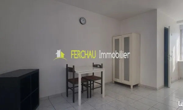Studio 1 pièce 18 m²