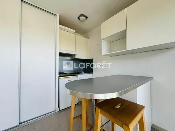 Appartement Saint Ouen L Aumone 1 pièce(s) 24 m2