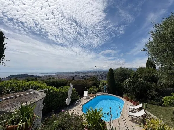 Maison 8 pièces 118 m²