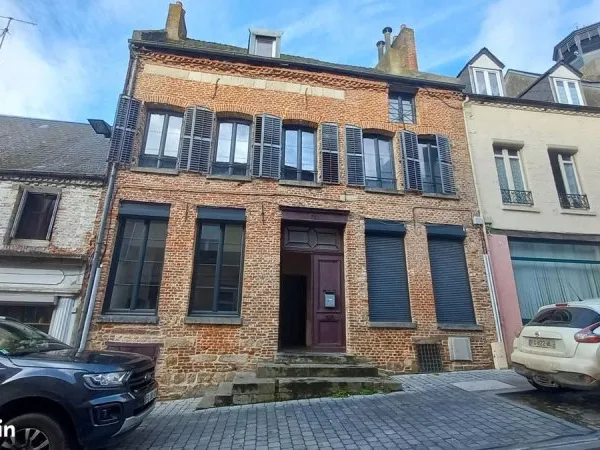 Immeuble 8 pièces 165 m²